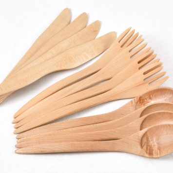 These 4 SETS of Maple Wood Cutlery are a safe, healthier choice
